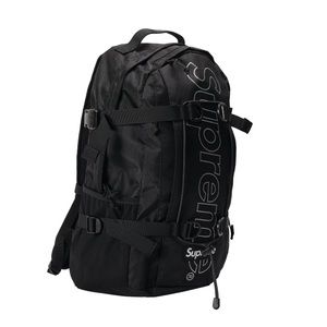 Supreme FW 18 Backpack